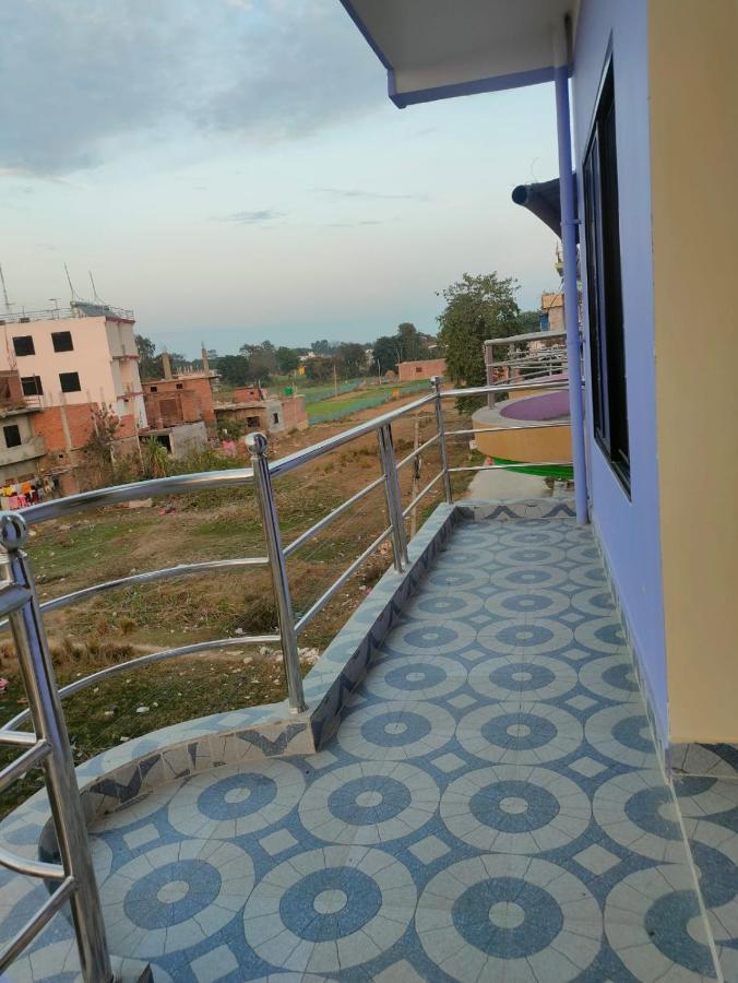 Kavre Guest House Lumbinī Exteriör bild